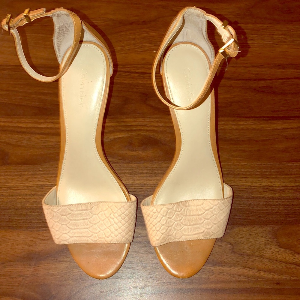 Calvin Klein Sandal 3 Inch Heels